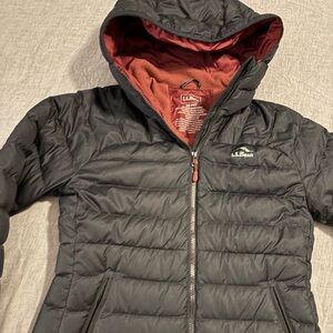 Women’s LL BEAN Winter Down Jacket -Black Puffer - GREAT condition - Size XS